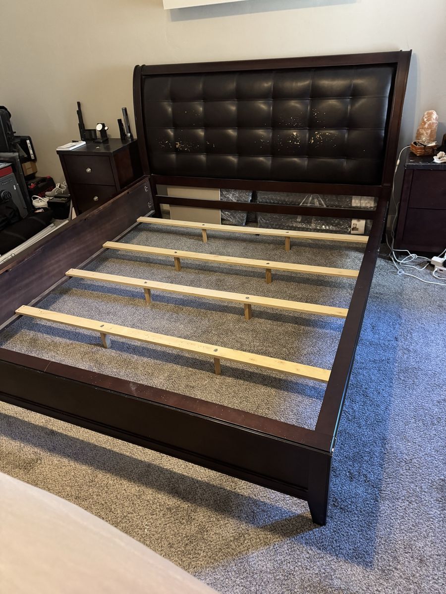 Cal King bedroom set
