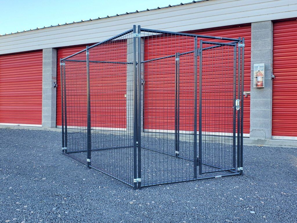 5ft x 10ft Dog Kennel