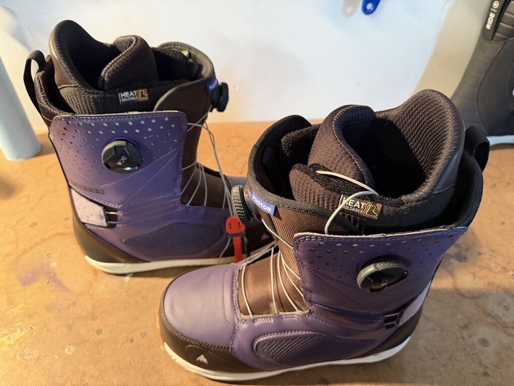 Burton Photon (sz 13)