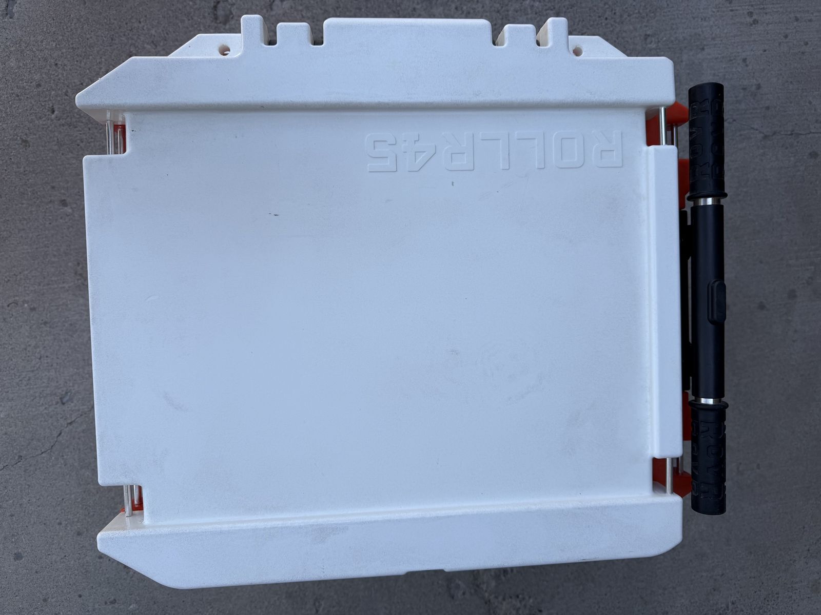 Main image 7