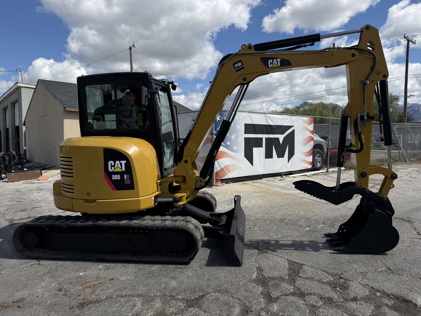 Caterpillar 305E2 CR Mini Excavator Tractor