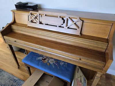 Rudolph Wurlitzer Upright Piano - Vintage Wooden Musical Instrument 400 or OBO
