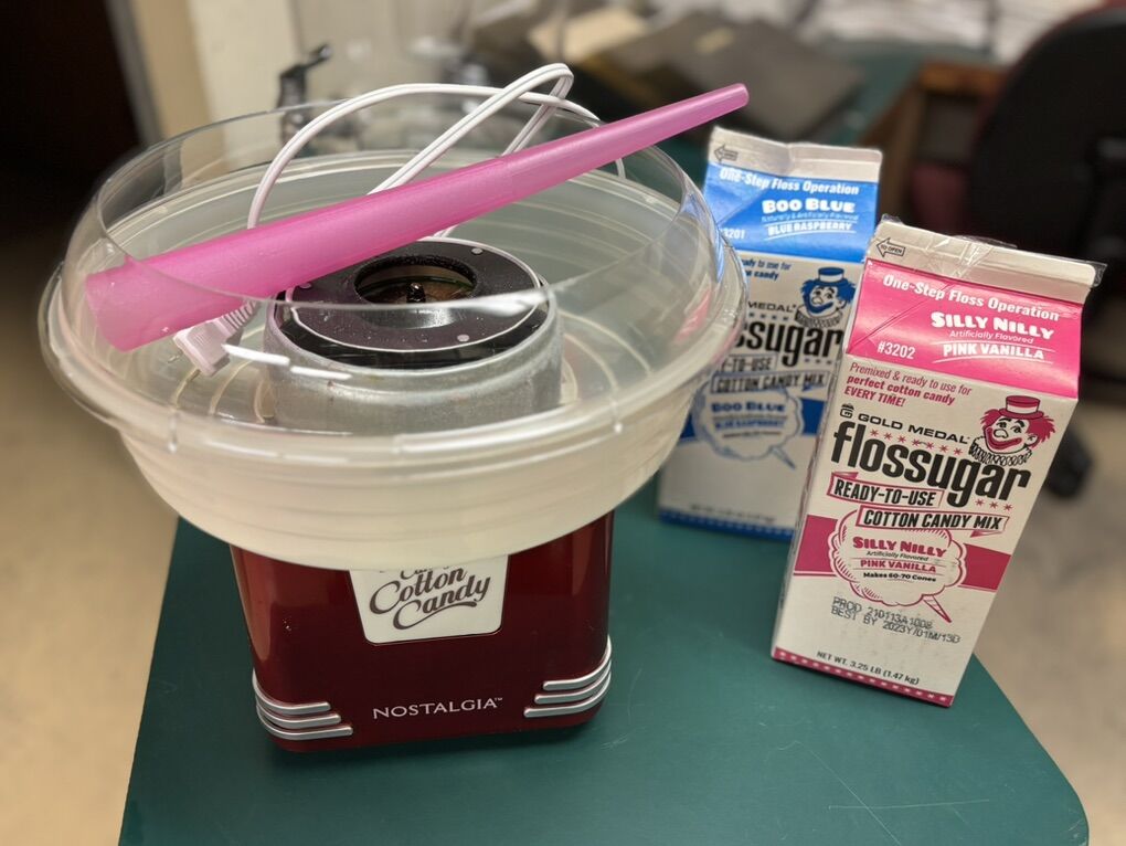 Nostalgia Cotton candy maker