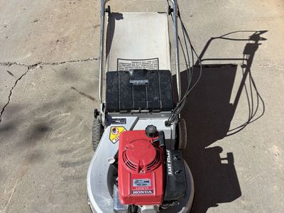 Honda Commercail Mower Hr214