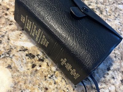 Black leather, small LDS quad, check pictures for more details, published in 1989. Located in Saratoga Spgs.