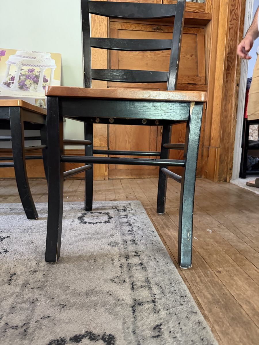 Kitchen table chairs