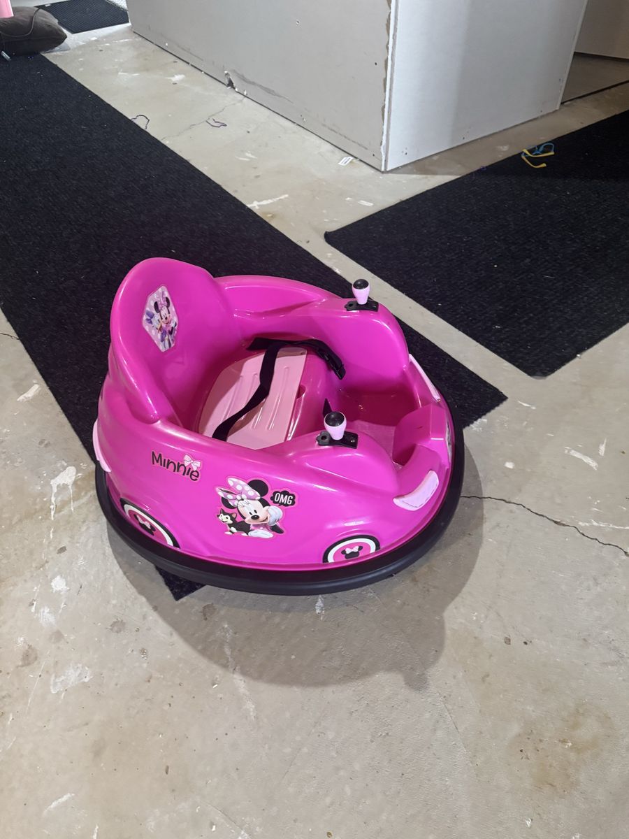 Disney Minnie Mouse Electric Ride-On Bumper Car Pink