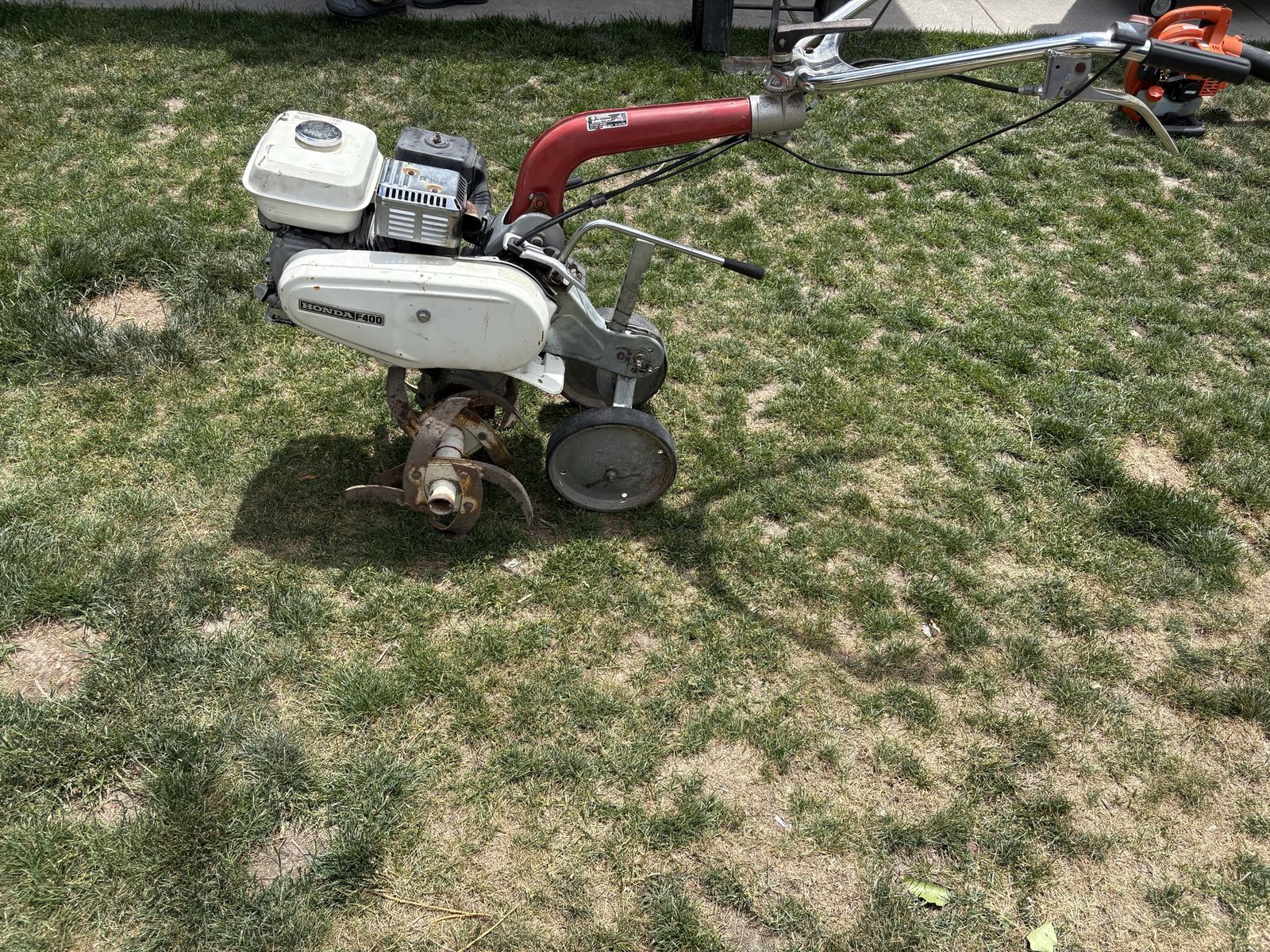 Main image 2