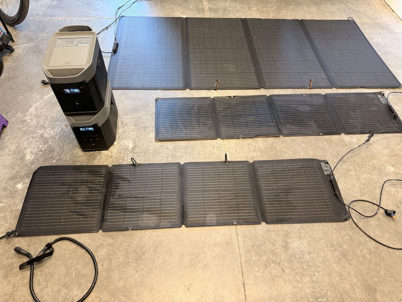 EcoFlow DELTA 2 Max Solar Generator Bundle — Batteries + Solar Panels
