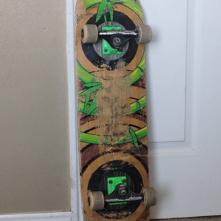 skateboard