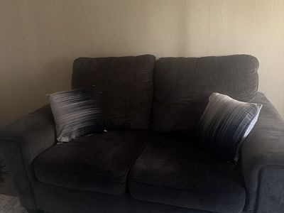 Dark Grey Microfiber Loveseat & Sofa Set with Accent Pillows Couch and loveseat
