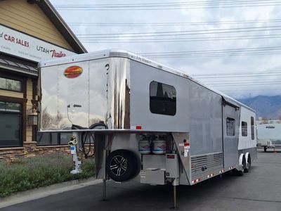 2026 Sundowner Trailers 8.5x40 Gooseneck Living Quarters Toy hauler aluminum enclosed New