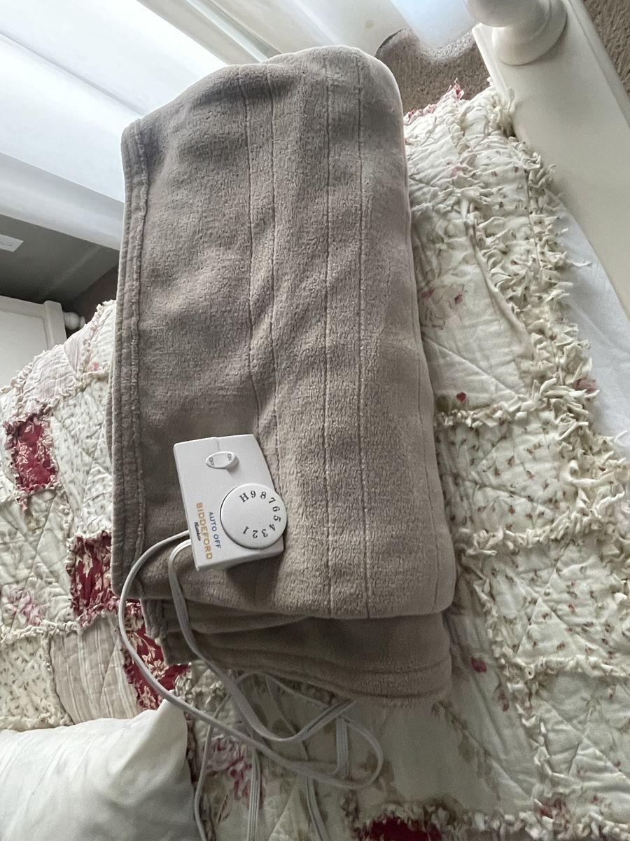 Biddeford blankets OB G01