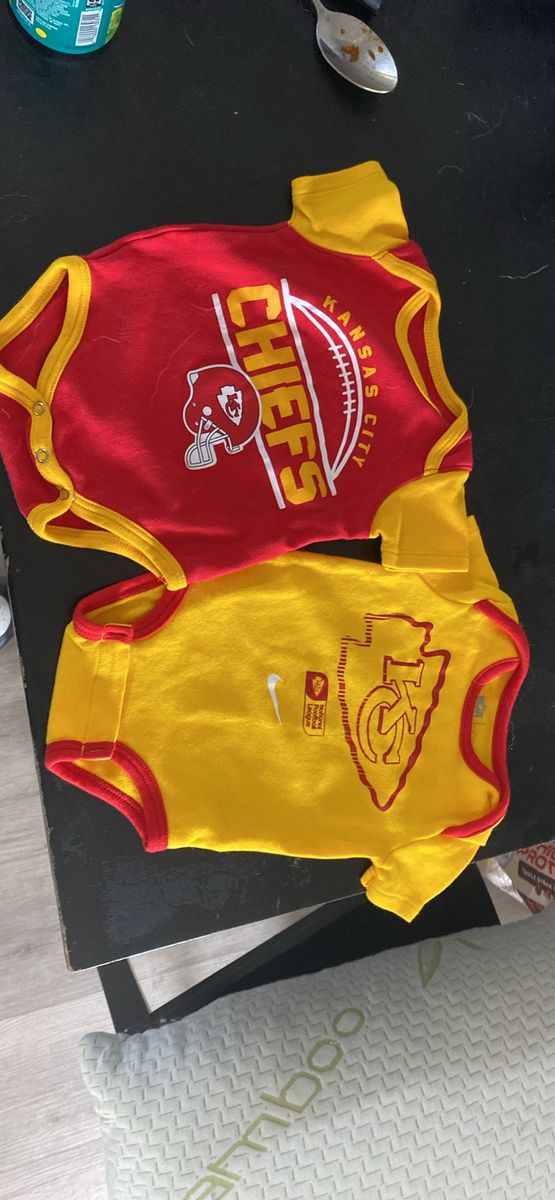 NFL Kansas City Chiefs Baby Bodysuits Set