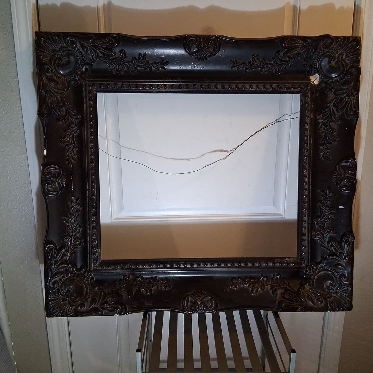 Ornate large wood frame 32"x36" (20”x24” print)