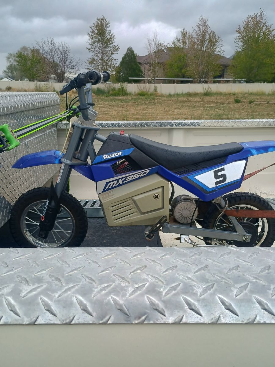 Razor Electric mx350 bike