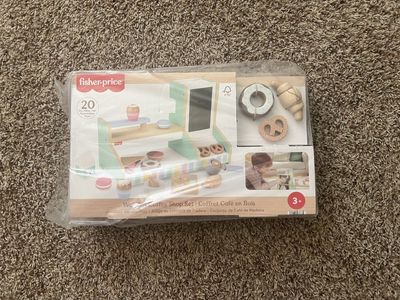 NEW: Fisher Price Wooden Coffee Shop & Register