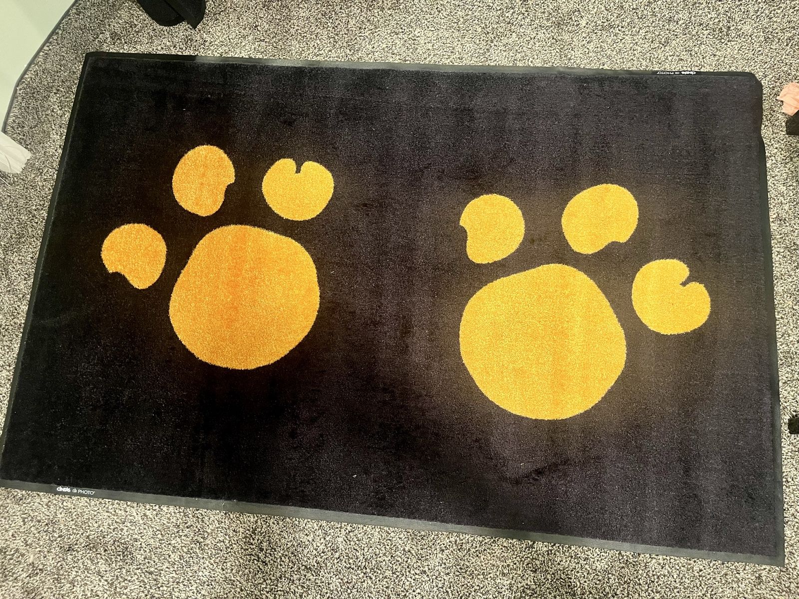 NEW Large Pawprint Rugs