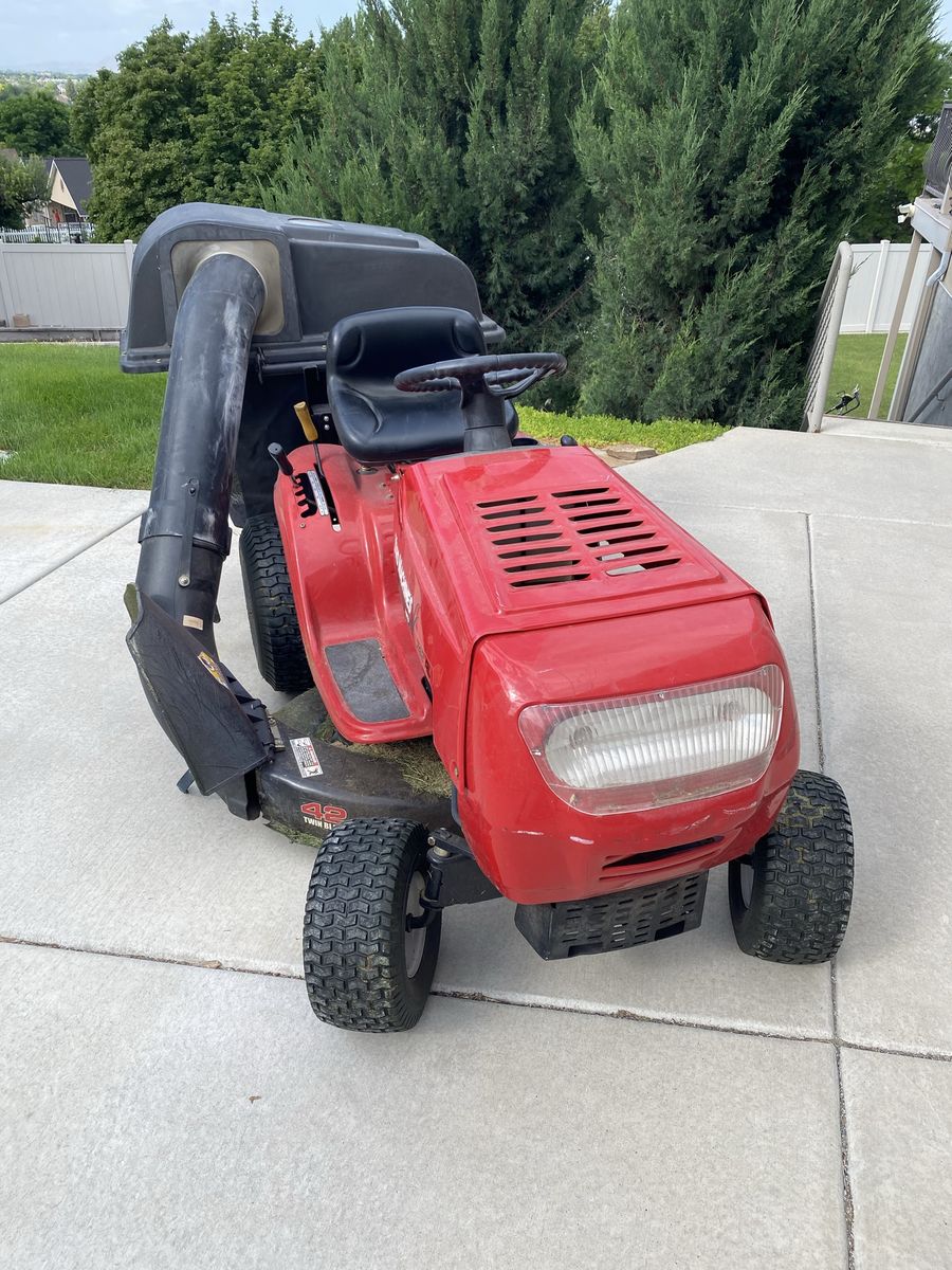 Yard Machines 42-inch Riding Mower