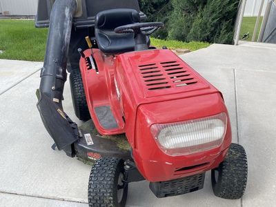 Yard Machines 42-inch Riding Mower