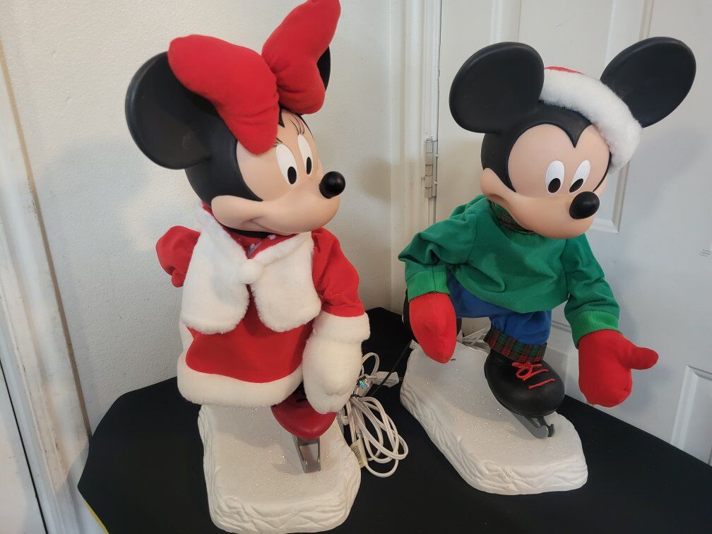 Disney Mickey Minnie Mouse Animated ice Skating Fi