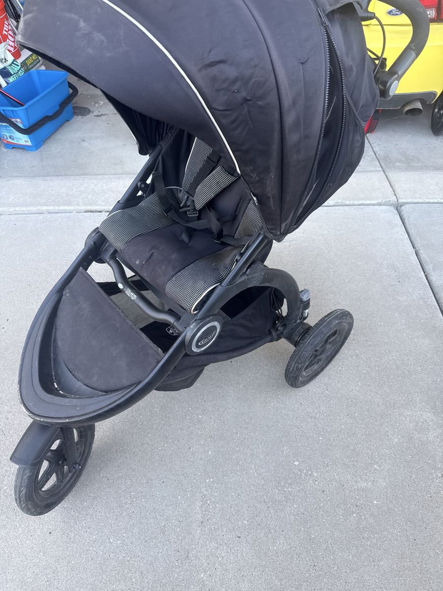 Graco Jogging Stroller - Black & Gray, 3-Wheel Design, Adjustable Canopy, Used Condition