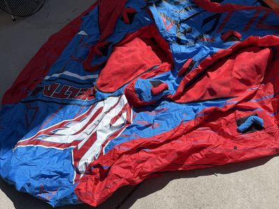 Delta 4 inflatable