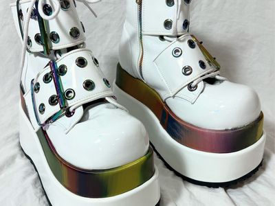 Demonia BEAR-104 White Platform Boots Size 8