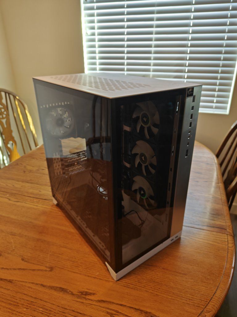 Lian Li O11 Dynamic XL PC Case