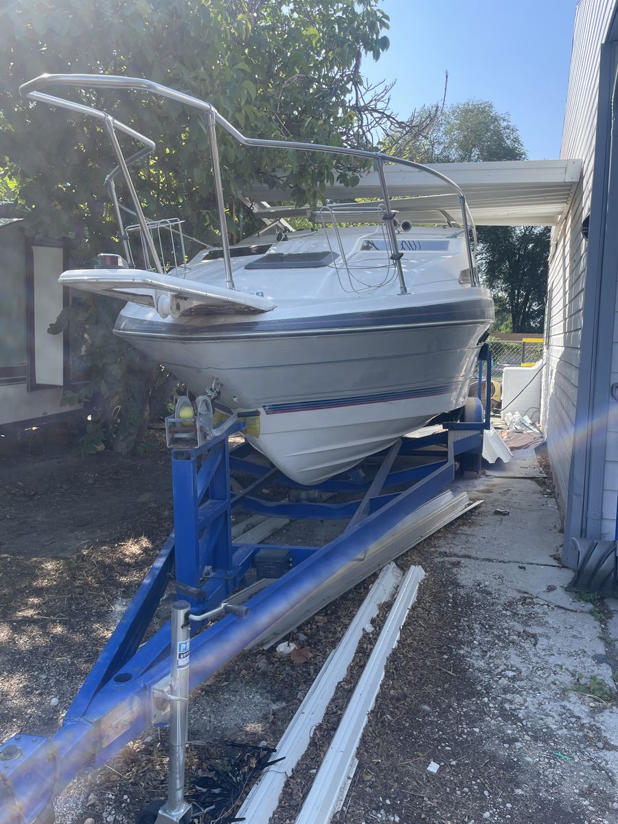 Bayliner Boat