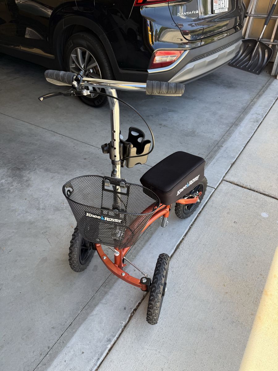 Knee Rover, knee scooter