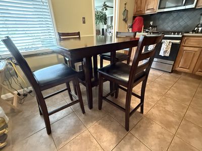 Kitchen table