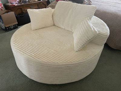 Oversized foam chair