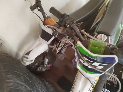 2 mini dirt bike