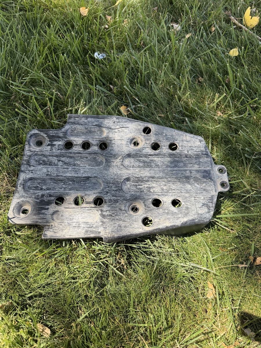 05 yfz skid plate.