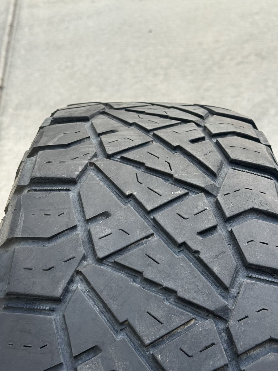 LT285/70R18 All-Terrain Truck Tire