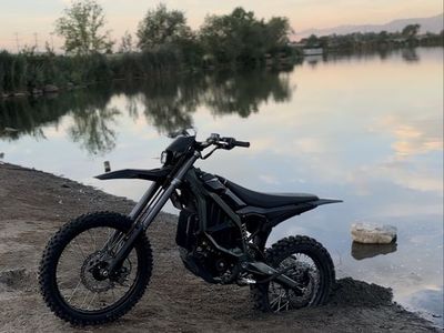 Sur-Ron ultra bee 2024