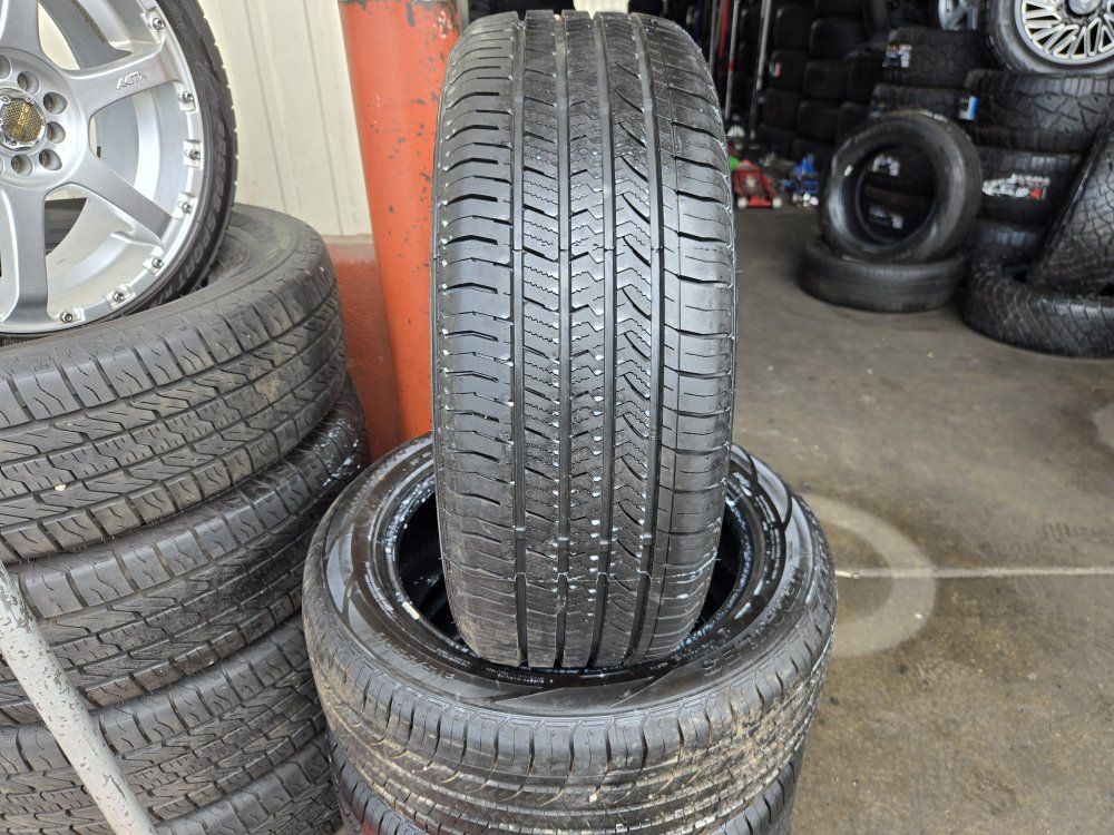 SET 215/55R17 ROAD CONTROL CONNECT AS