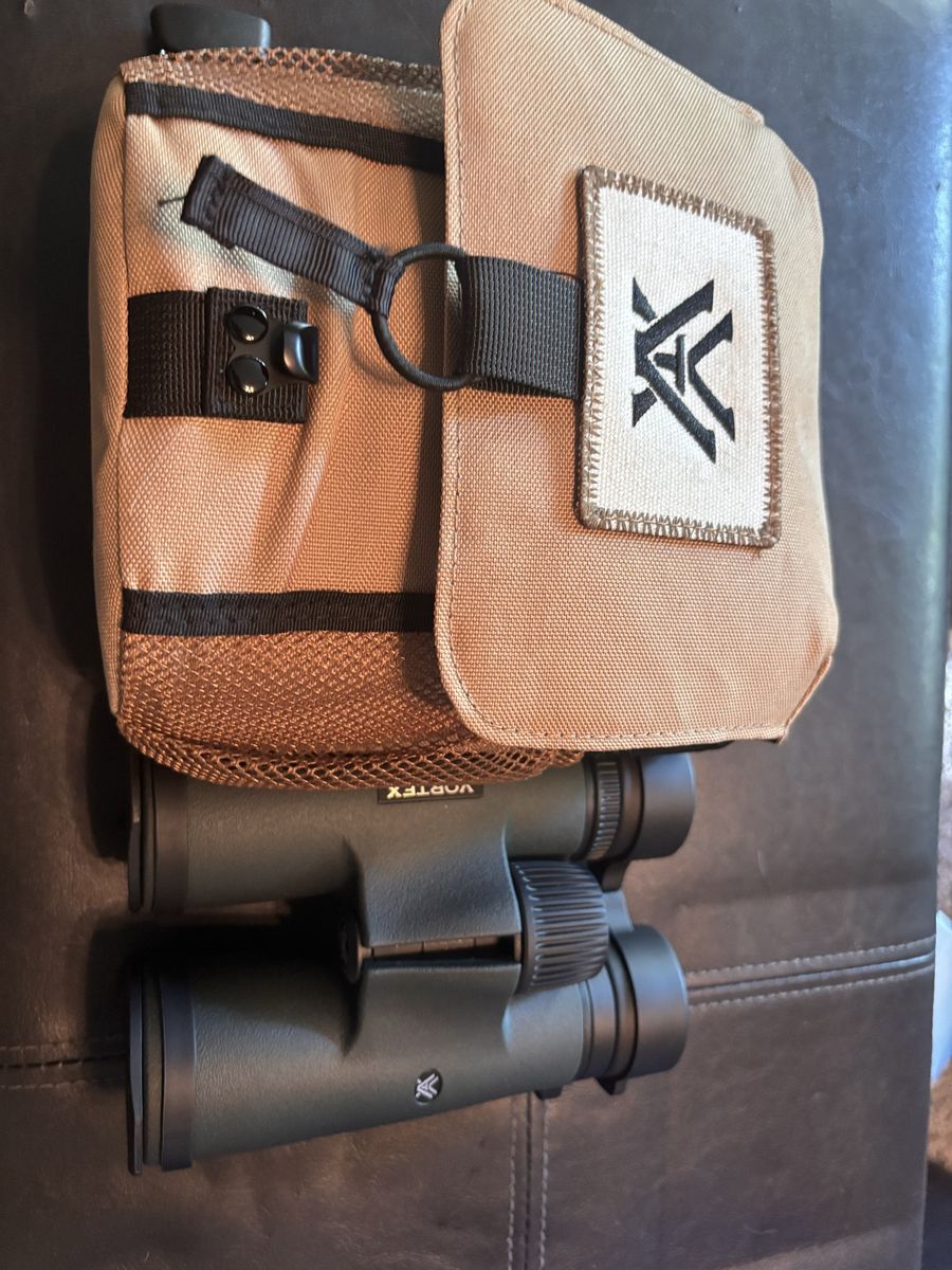 Vortex Triumph HD 10x42 Binoculars with Carry Case - new Condition for Hunting/Outdoors