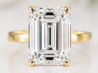 6.74 CT IGI Certified Lab Grown Emerald Cut Diamond Ring | 14K Gold | E Color | VVS2