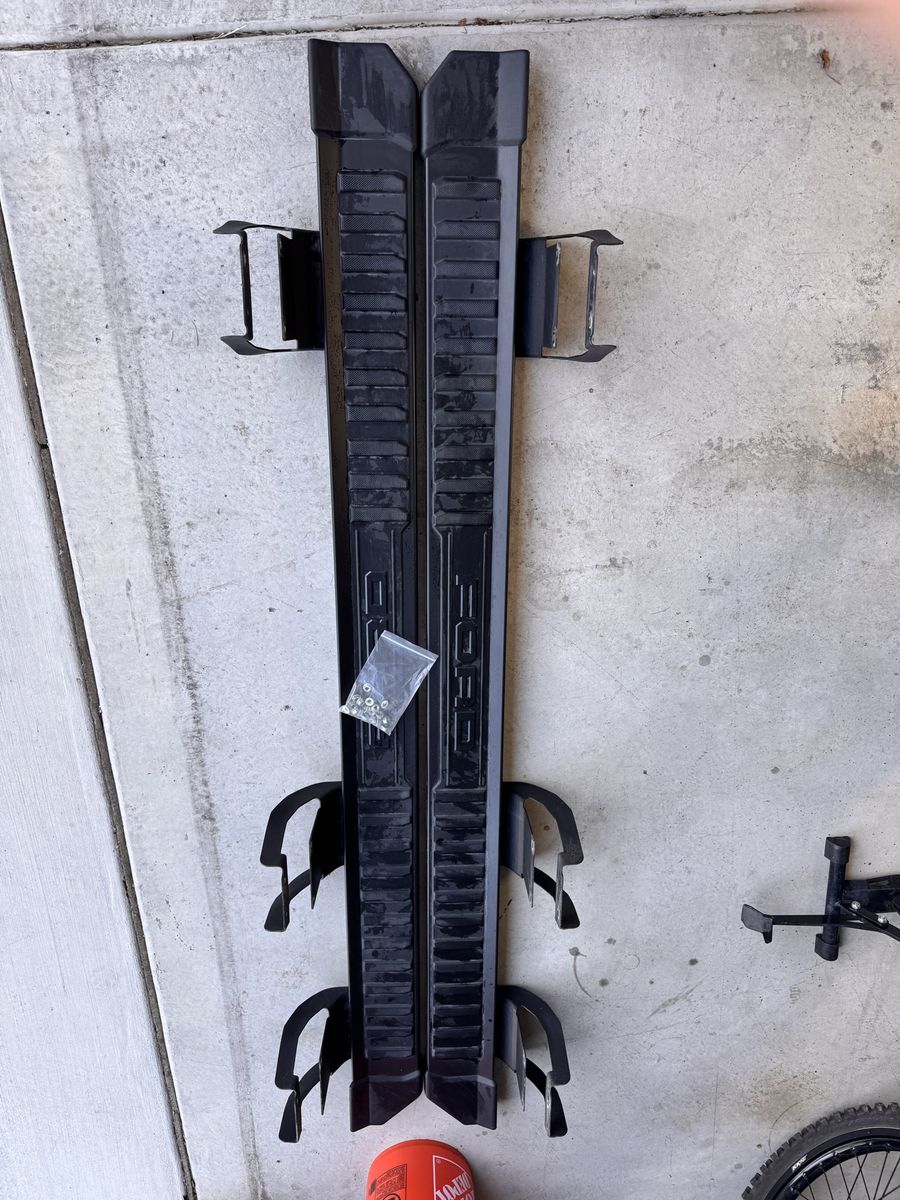 Ford Super Duty Running Board Side Steps