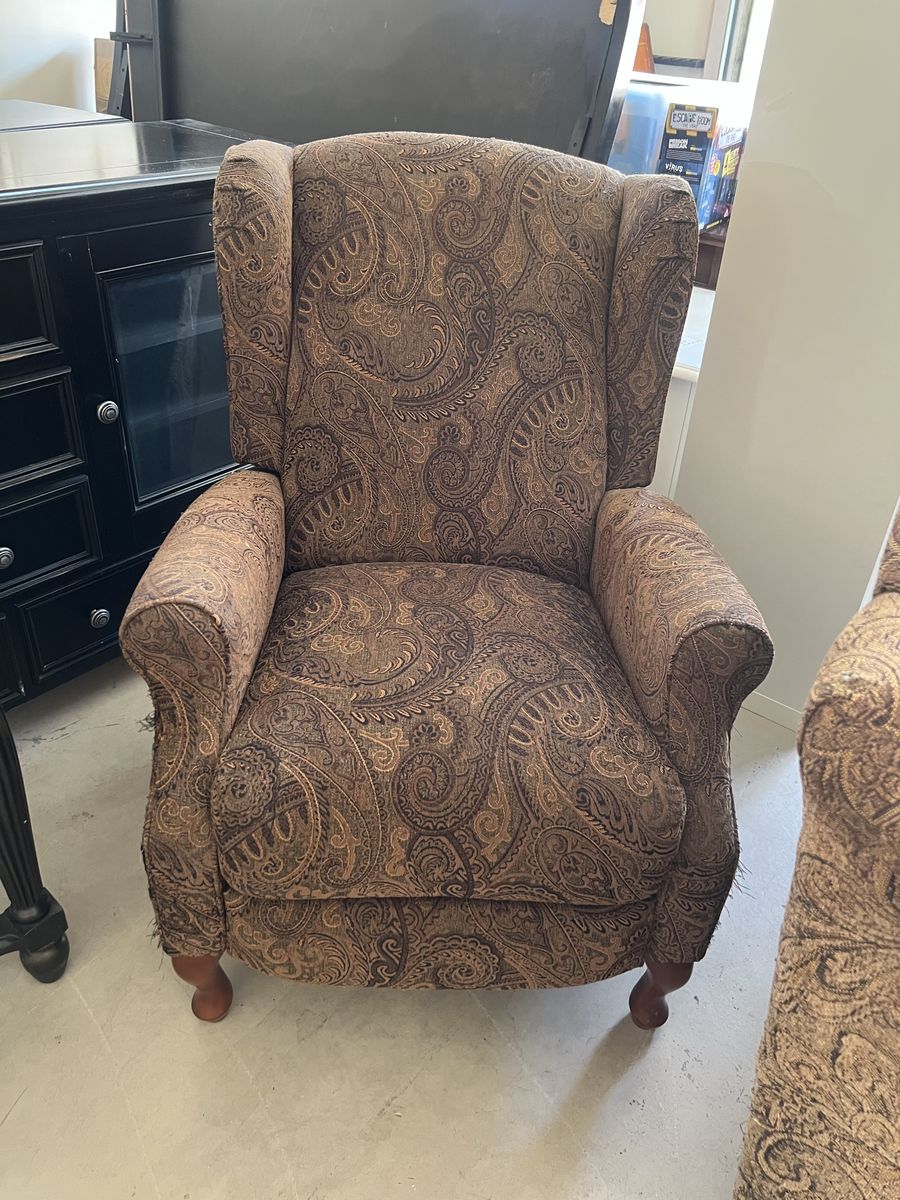 Brown Paisley Wingback Armchair Recliner - Comfortable & Stylish Living Room Furniture