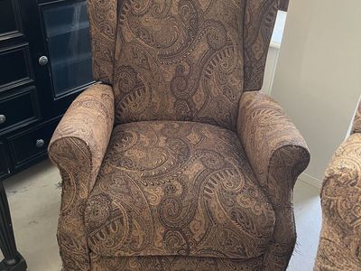 Brown Paisley Wingback Armchair Recliner - Comfortable & Stylish Living Room Furniture