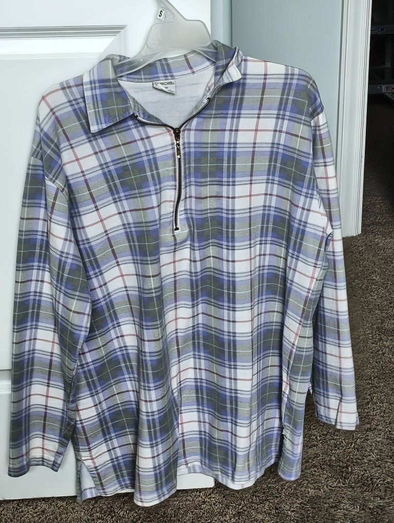 Long sleeve medium shirt