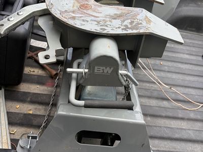 Fifth wheel hitch for sale