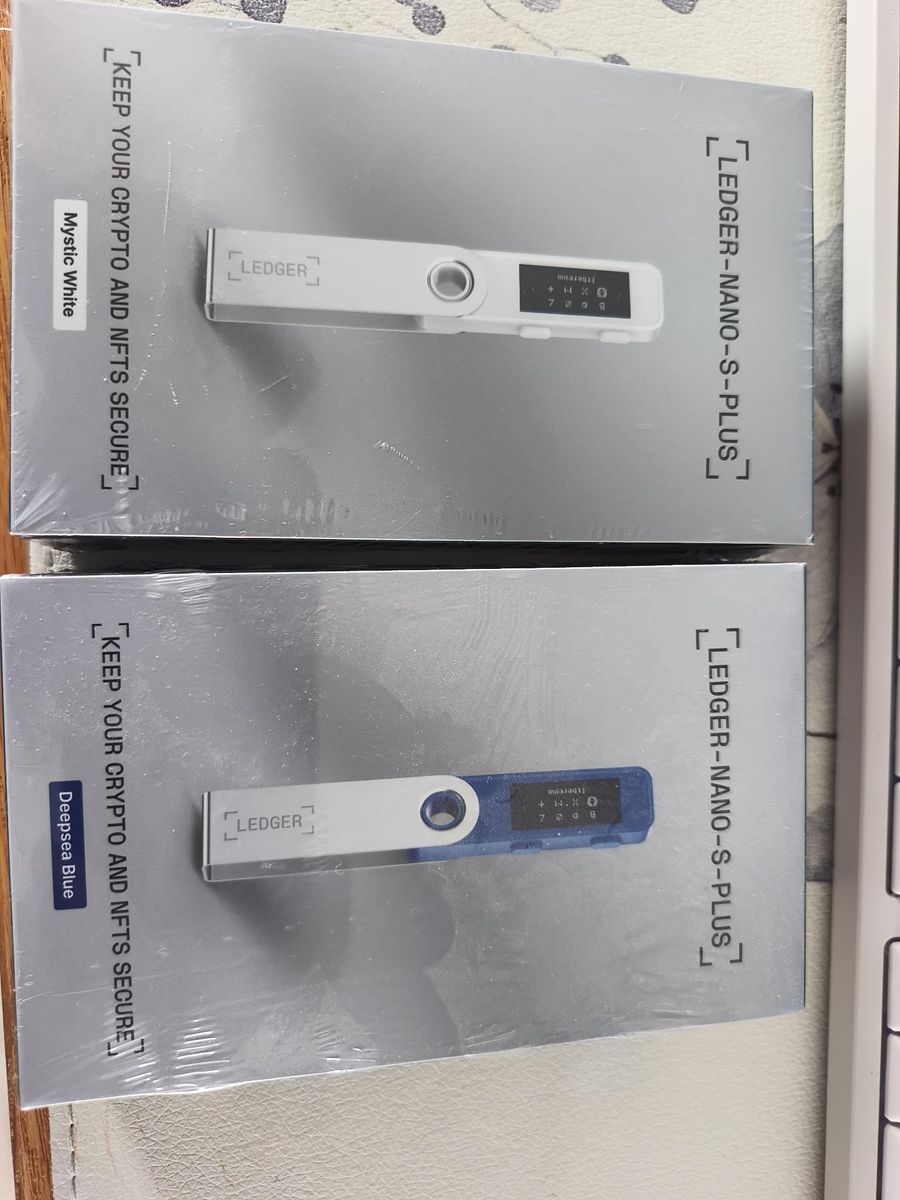 Ledger Nano S Plus Crypto & NFT Hardware Wallet