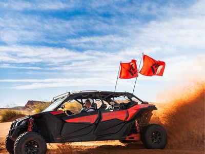 2022 Can-Am Maverick X3 Max DS Turbo RR - 2800 Miles, Street Legal, Rugged Radios