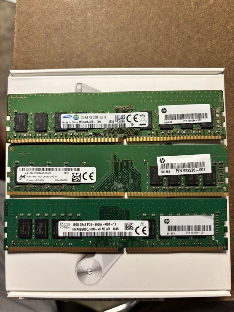 3 Sticks of RAM PC4