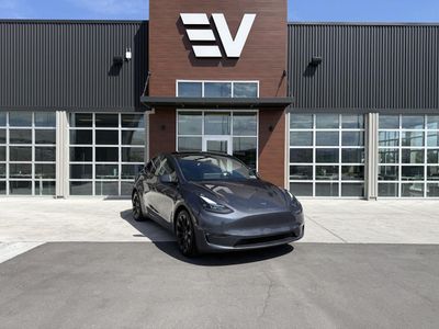 2023 Tesla Model Y Performance