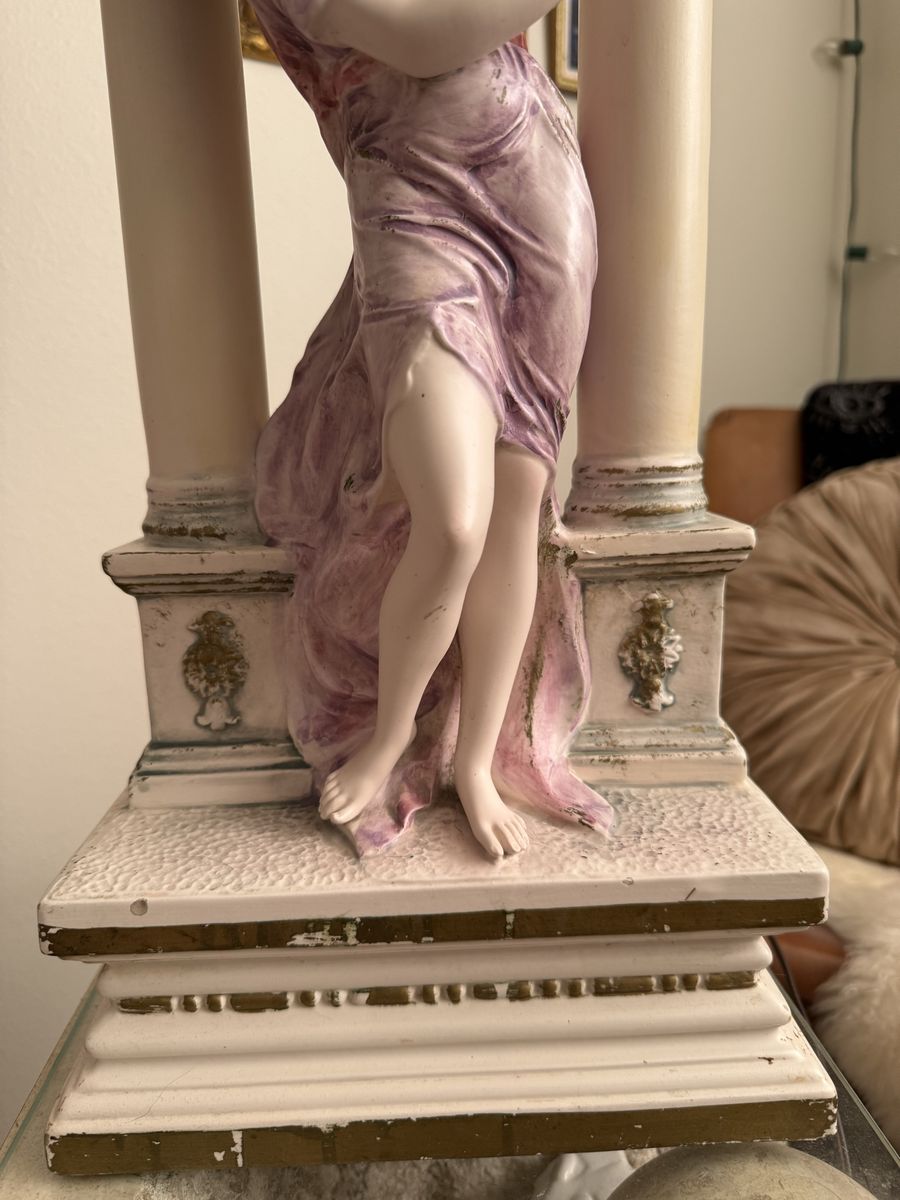 Main image 5